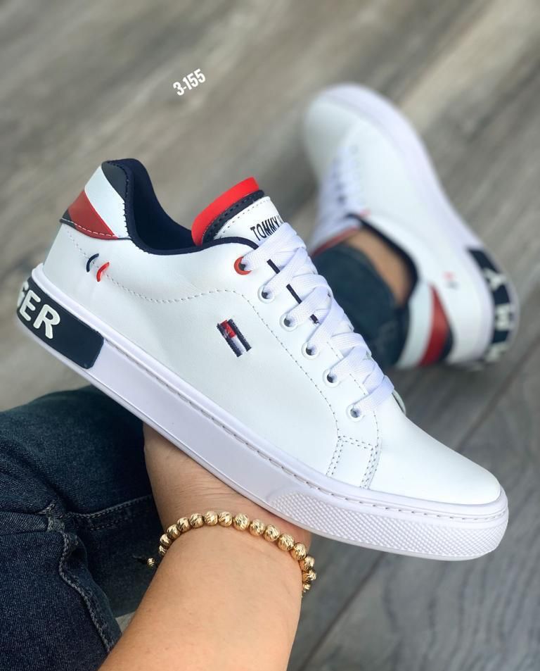 TOMMY CLASIC LETRA